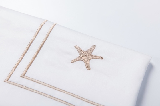 OEM Casas de almofada bordadas de algodão branco OEKO-TEX Casas de almofada de tamanho King